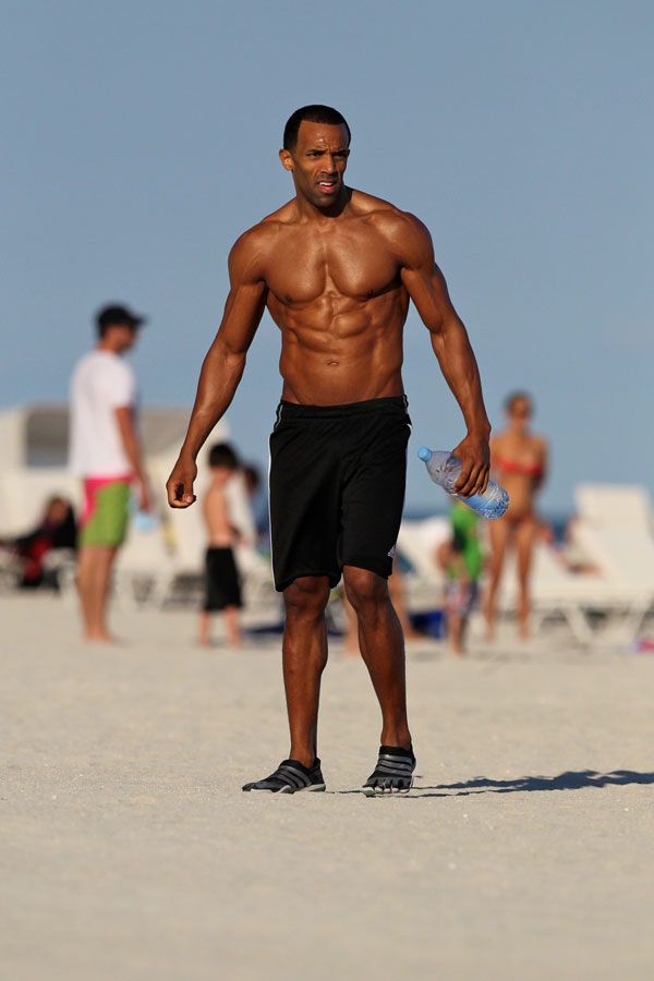 [Image: Craig_David_shirtless_27.jpg]