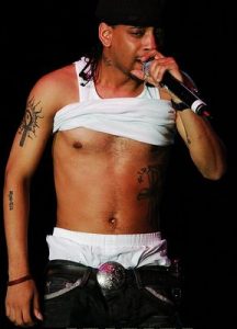 Shirtless R B Performer J Holiday The New Black Celebs Blog