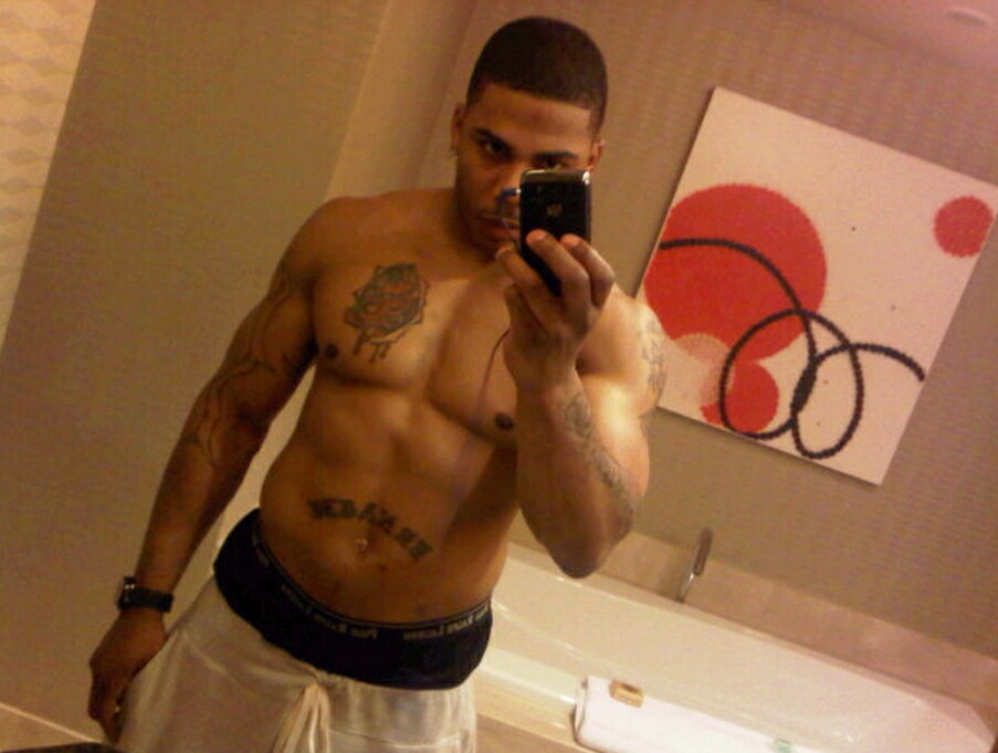 Picture nelly nude Rapper Nelly